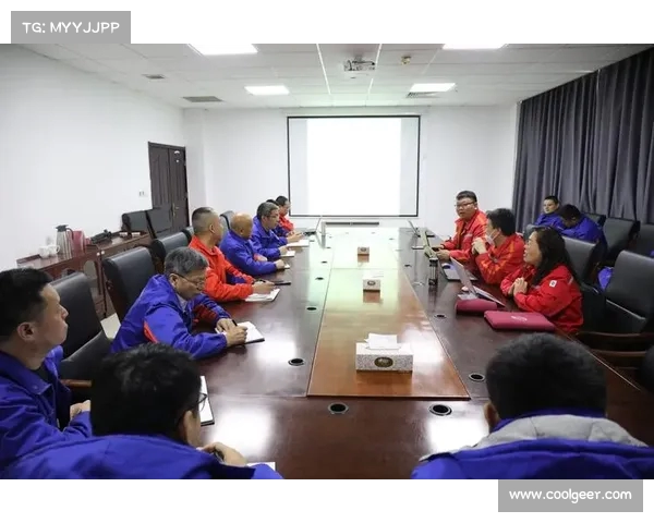 阿莫林强调持续努力是树立俱乐部正确标杆的关键要素 阿莫林强调持续努力是树立俱乐部正确标杆的关键要素